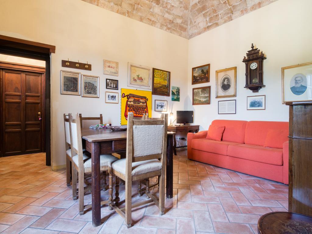 La Loggia Sul Nera Lägenhet Arrone Rum bild